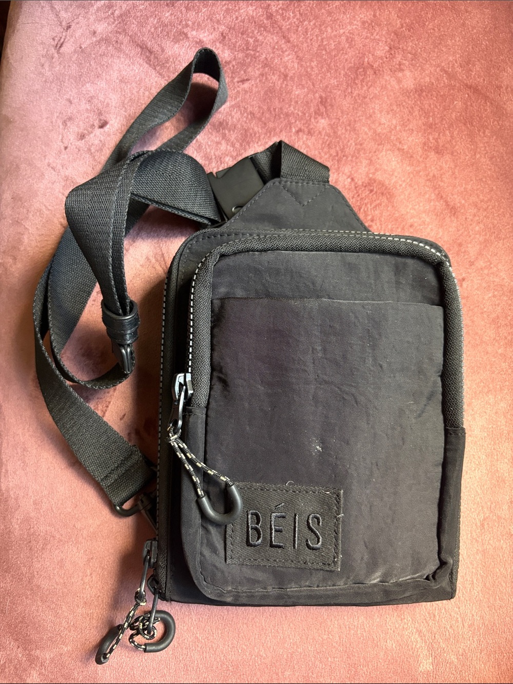 BEIS Black Crossbody Sling Bag